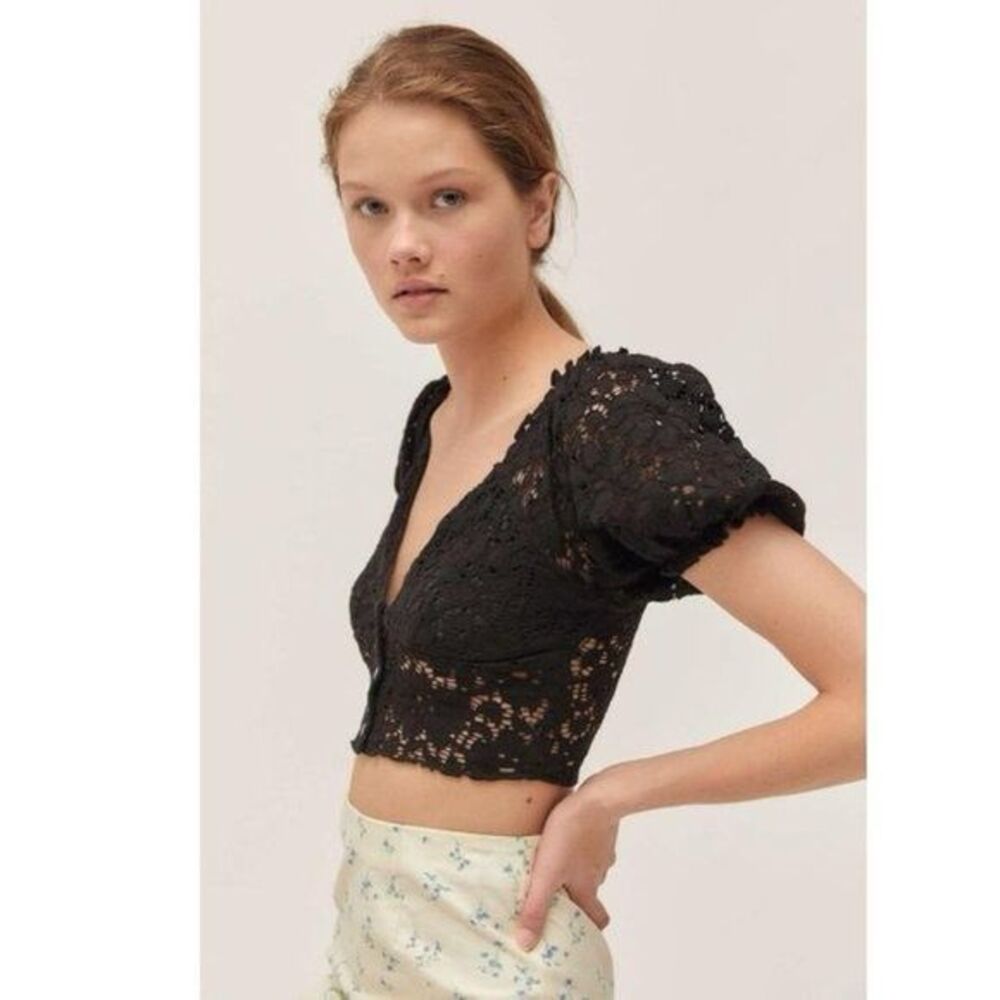 Urban Outfitters Forget Me Not Puff Sleeve Lace Crop Top Black Small